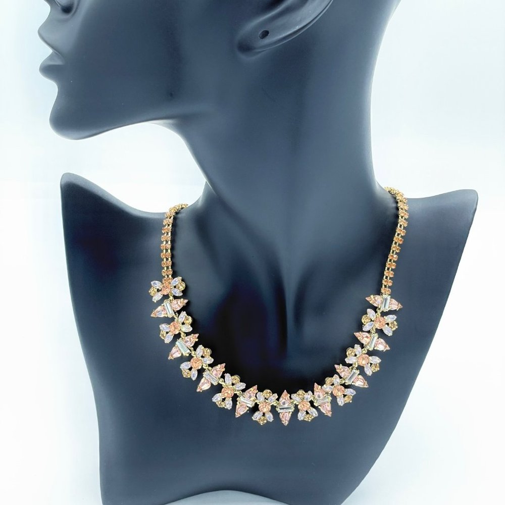 Swarovski Crystal Elements on a Gold toned Necklace - Picture 2 of 15